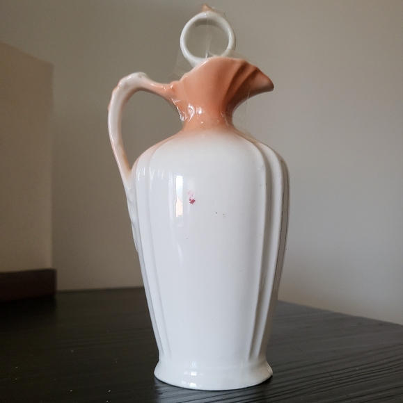 Vintage Porcelain Cruet Oil Bottle Cabbage Roses - Picture 2 of 5